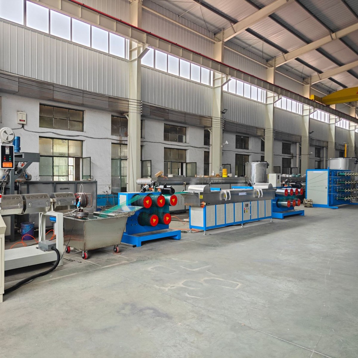 供应塑料圆丝建工线拔丝机