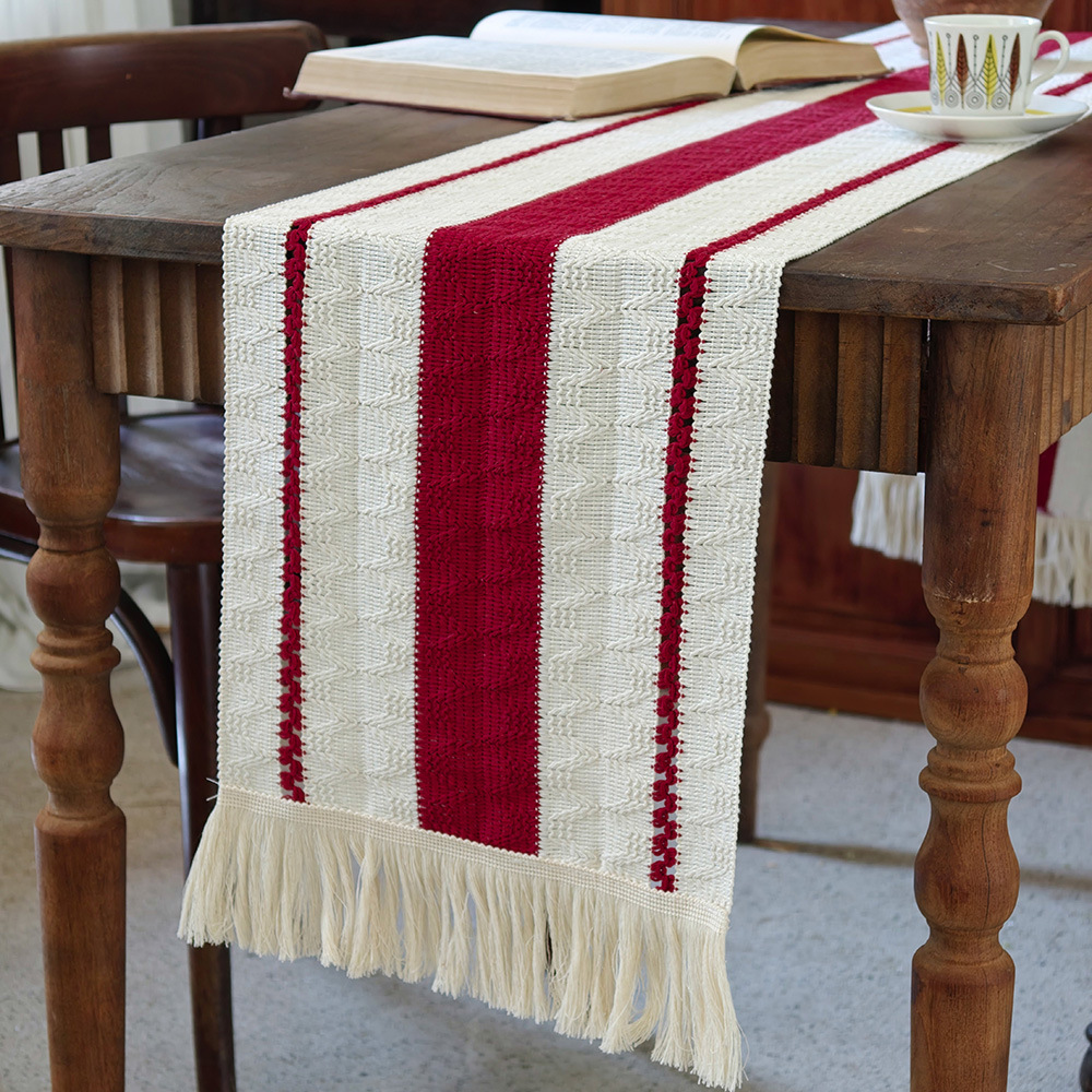 Bandera de mesa bohemia tela de algodón tejida de ganchillo hueco fresa toallas de mesa mesa de té mesa de comedor