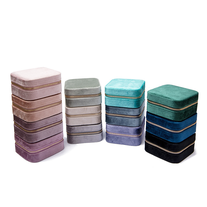 En stock pequeño portátil de una sola capa de franela de cremallera caja de joyería de viaje collar anillo caja de almacenamiento bolsa de joyería