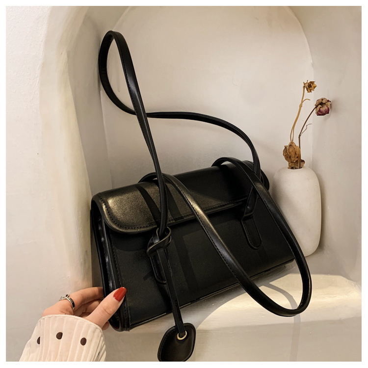 New Trendy Fashion Simple Large-capacity One-shoulder Armpit Bag display picture 70