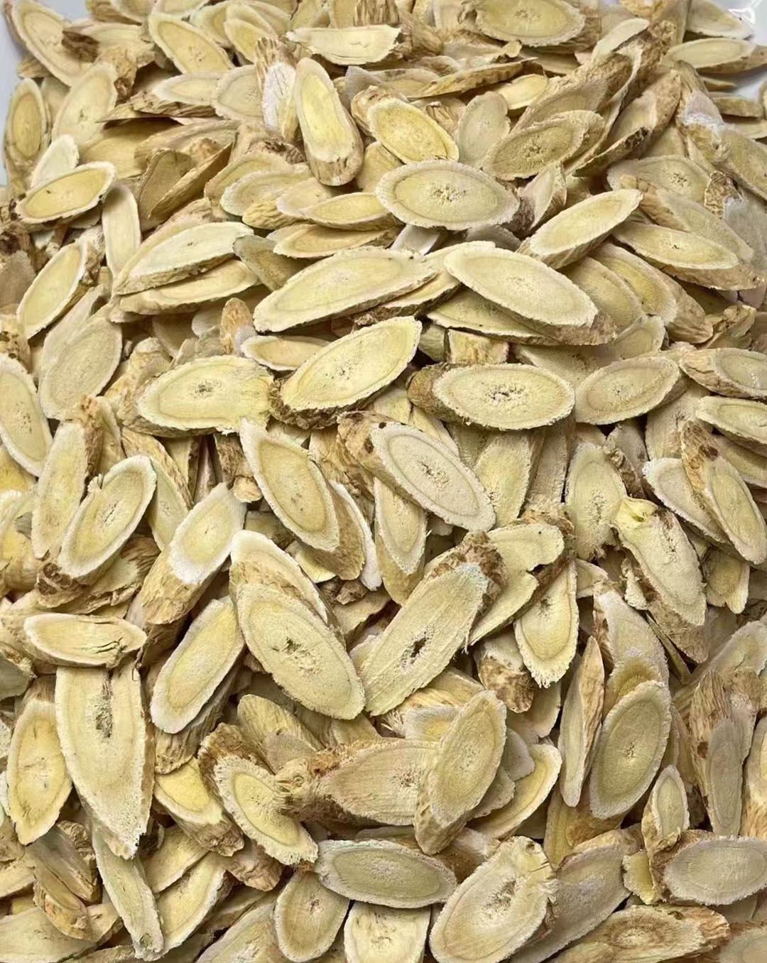 Astragalus Root Slices Huang Qi 250g Gansu Dried Herb for Tea Soup and Decoction key features