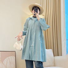 一件代发三宅短款防风衣女新款高端褶皱女装卡其色外套2025秋冬款