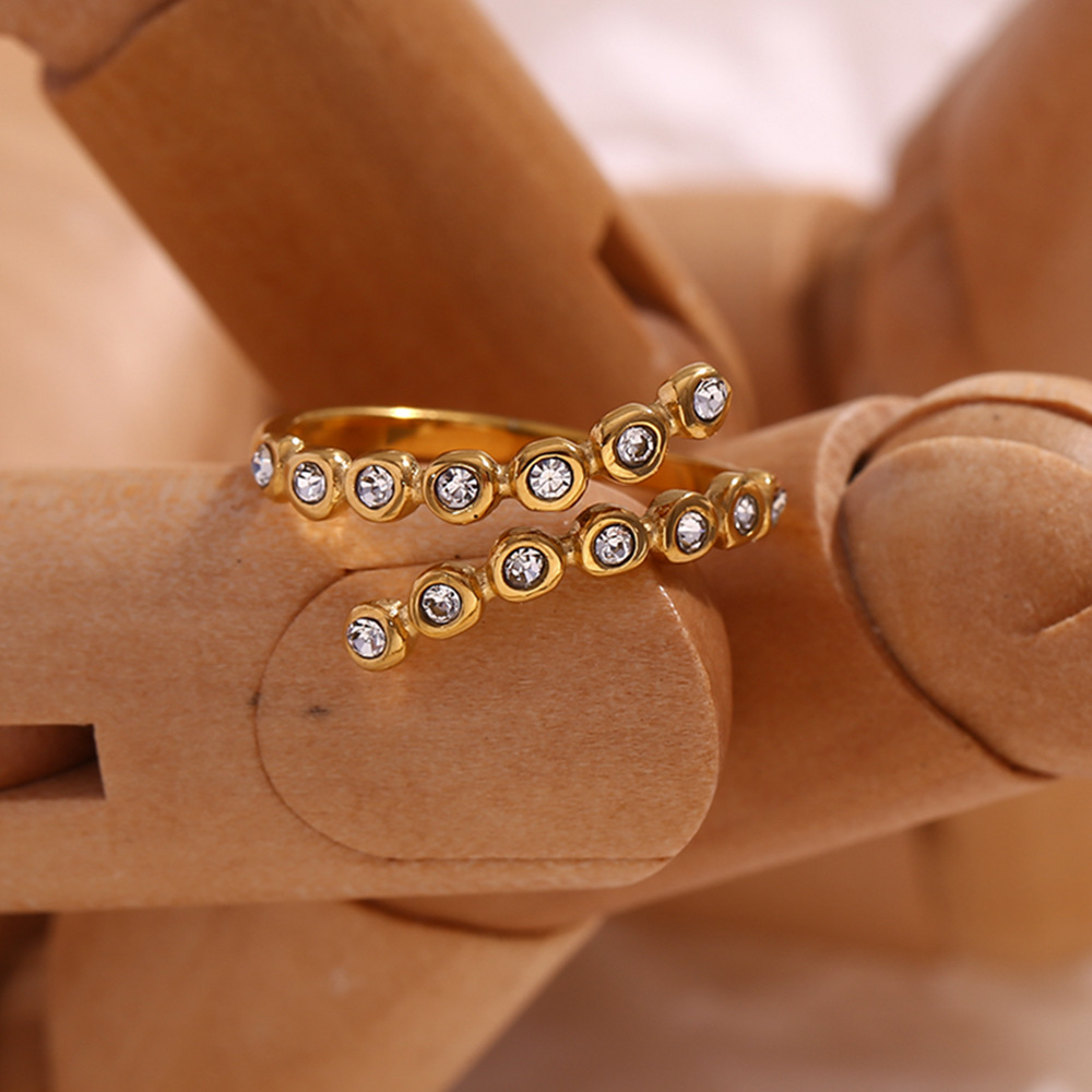 Micro-inlaid Rhinestone Stainless Steel Ring