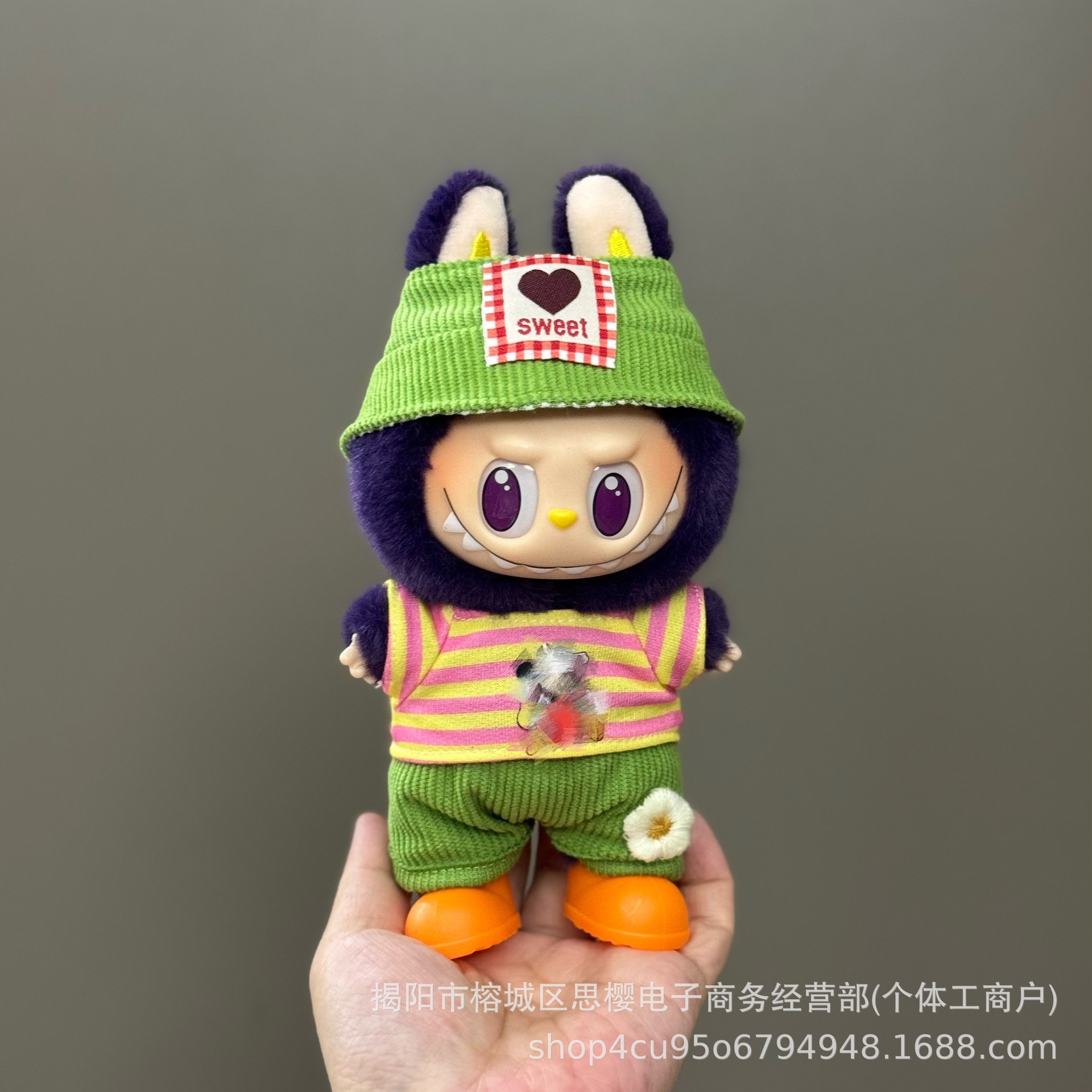 Solo la ropa es adecuada para la ropa de bebé Rabubu de 123 generaciones Labubu ropa colgante de 17cm muñeca traje de felpa falda