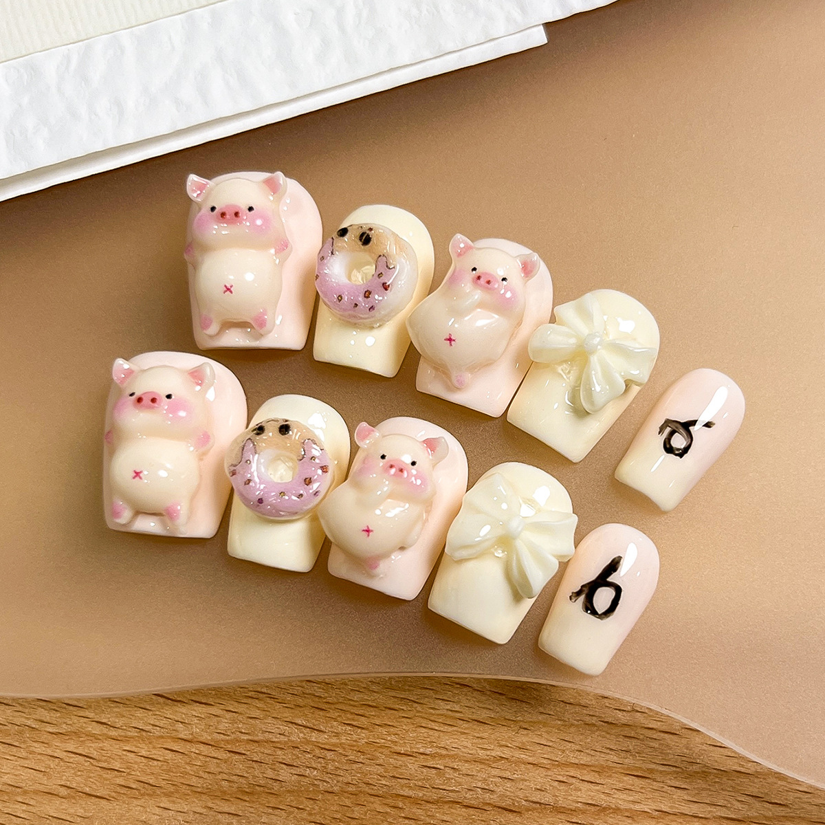 Armadura de vestir hecha a mano niña linda cerdito círculo dulce lazo parche de manicura pegatina de uñas postizas hechas a mano