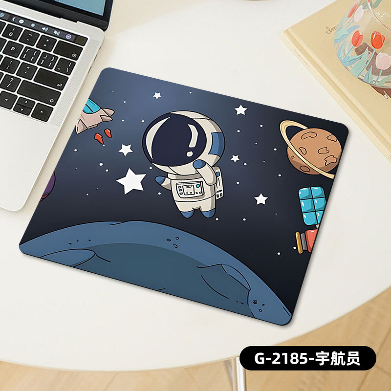 G-2185-Astronaut