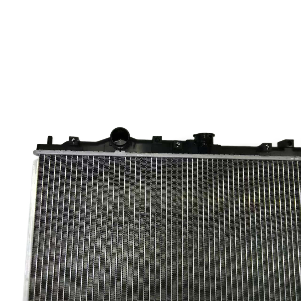 Suitable for the 2008-2017 Soueast Lingyue V3 Model Radiator Water Tank Model Number Slyv34A91