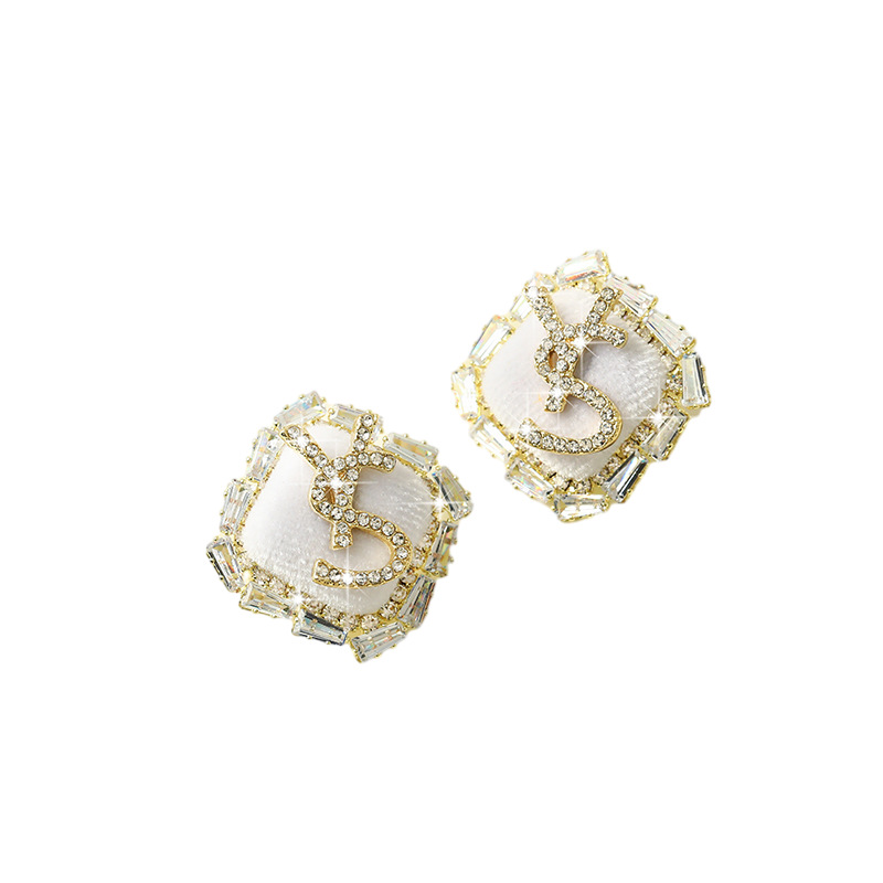 Korean elegant white earrings with tassels with zircon with letters