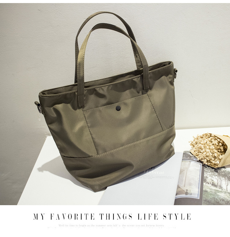 2024 New Korean Edition Trendy Women's Simple Waterproof Cloth Versatile Large Capacity Short Distance Travel Fashion_voghion.com