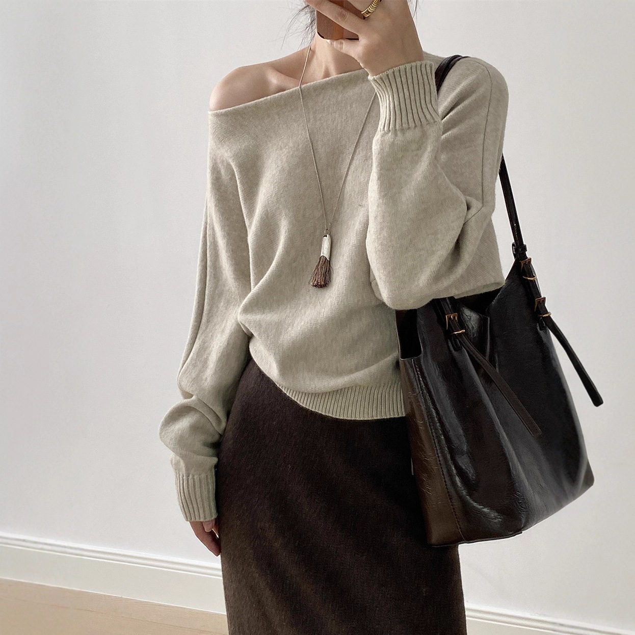 韩国chic秋冬复古气质一字领毛衣女慵懒风高级感蝙蝠袖针织衫上衣