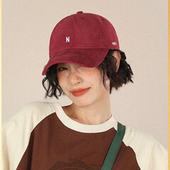 シンプルなN刺繍春夏バーガンディひさしキャップ女性用日焼け止め帽子顔が見える小さくて多用途なソフトトップ野球帽男性用
