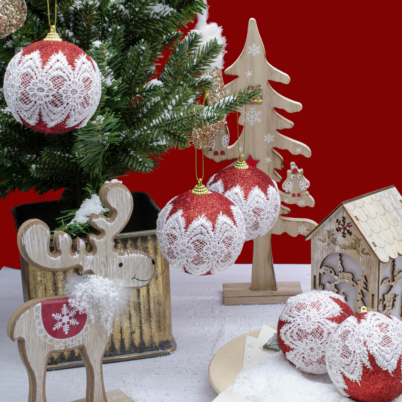En stock encaje bola Navidad árbol decoraciones exquisito colgante tres colores opcional impreso pequeño colgante 8cm 6 unidades