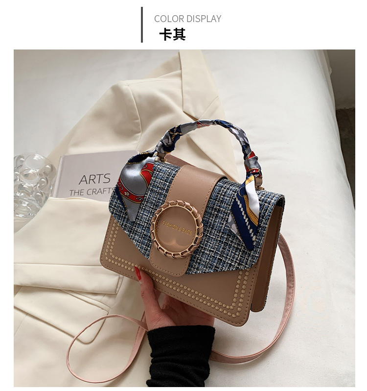 Autumn And Winter Plaid New One-shoulder Messenger Small Square Bag display picture 4