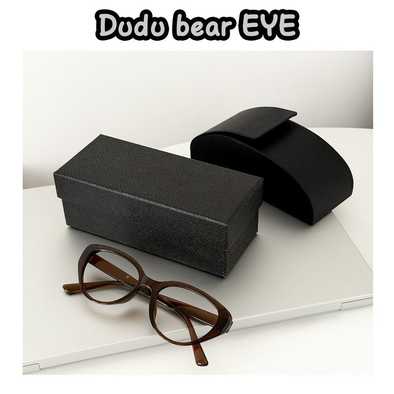 Black set of eyeglass cases with high aesthetic value and a premium feel, customizable with logo, designer style for optical glasses and sunglasses