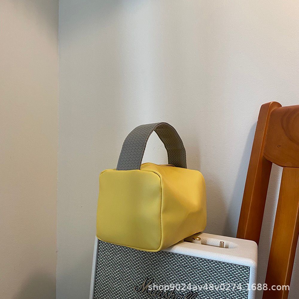 00EEB5B85BF7B9C1202ACD3D09733D