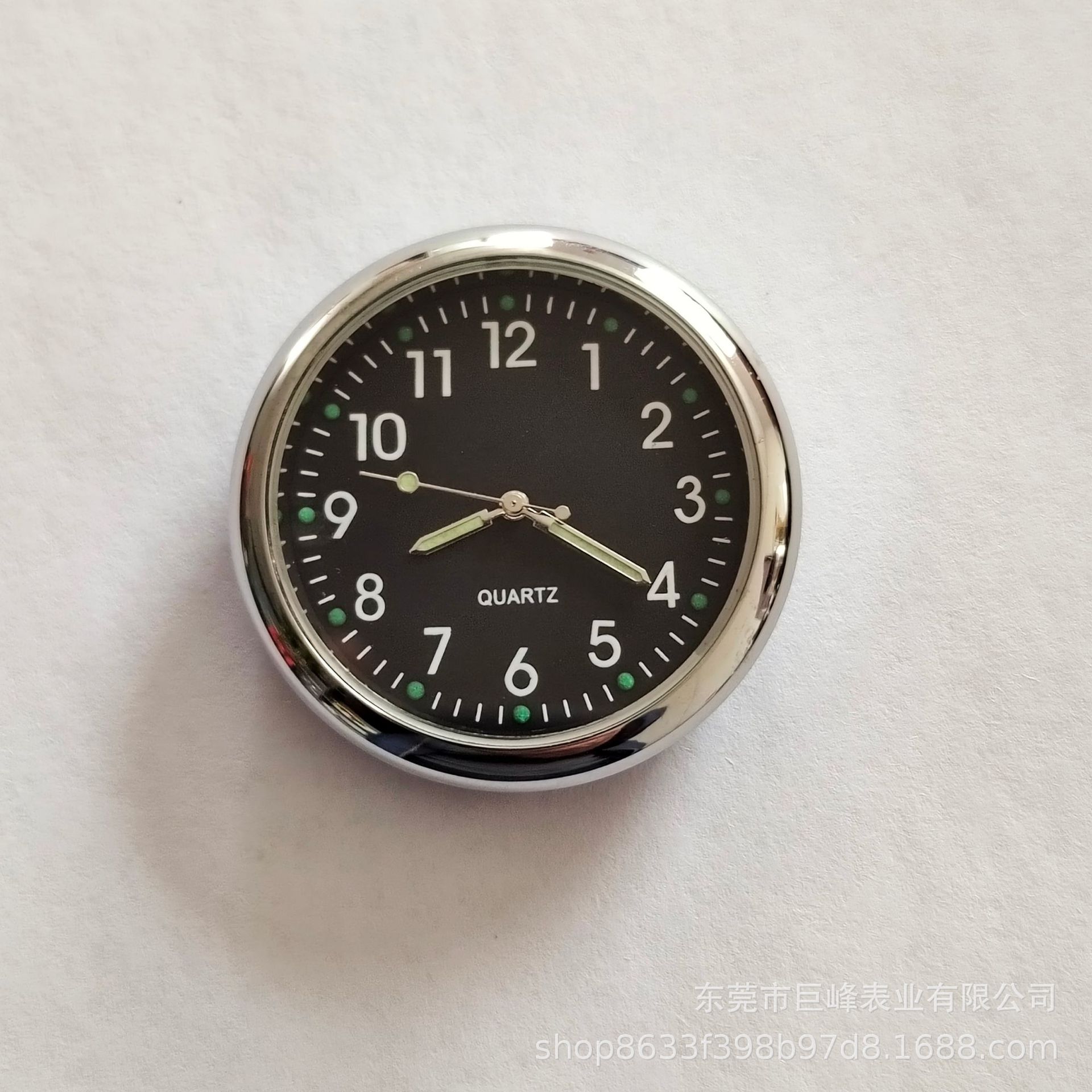 Fabricantes de relojes de coche al por mayor reloj de coche cabeza de reloj de cuarzo reloj de coche decoración de aleación luminosa reloj de coche 40mm