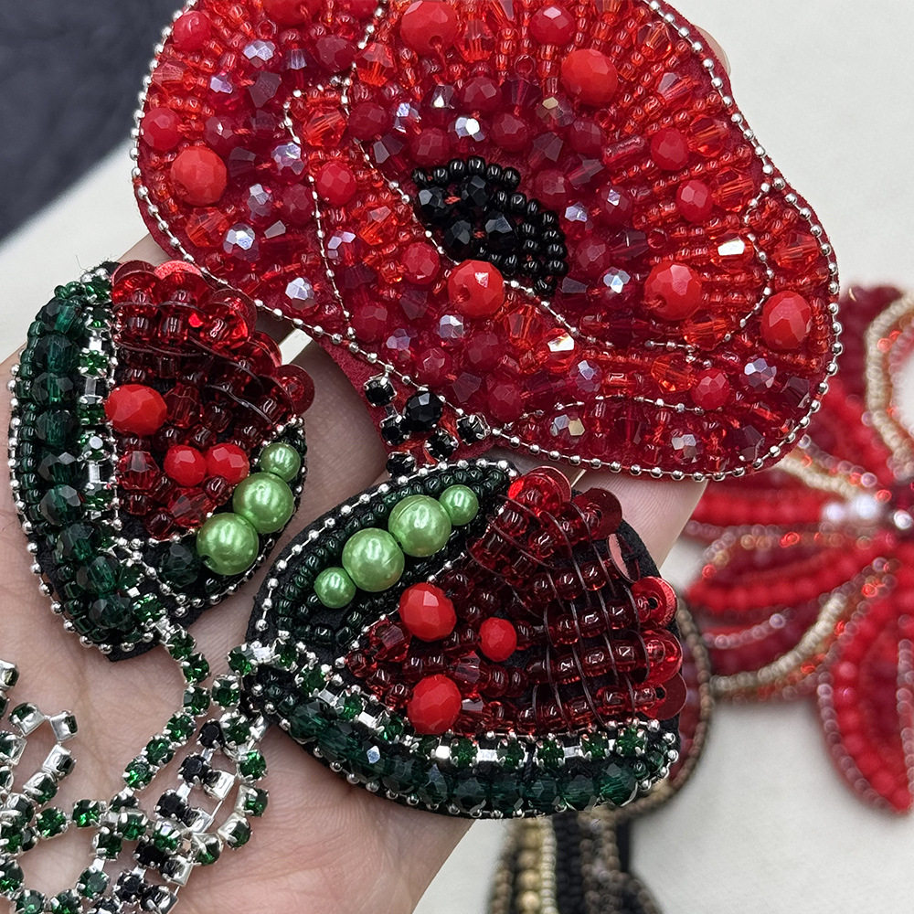 Ingeniería pesada estereoscópico clavos rosas de diamante flores de arce ropa cheongsam decoración tela pegatinas DIY broches gorras accesorios zapatos