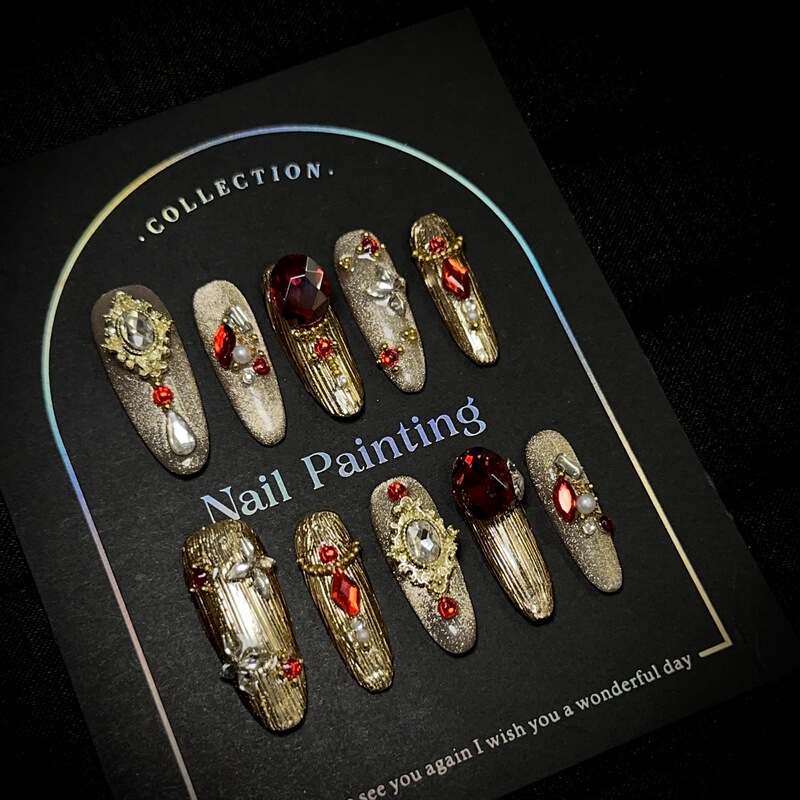 Purely Handmade Wearable Nails, High-End Golden Cat-Eye Manicure Pieces, Heavy-Duty Wedding Nails, Red Pile Diamond Fake Nail Patches Purely Handmade Wearable Nails, High-End Golden Cat-Eye Manicure Pieces, Heavy-Duty Wedding Nails, Red Pile Diamond Fake Nail Patches