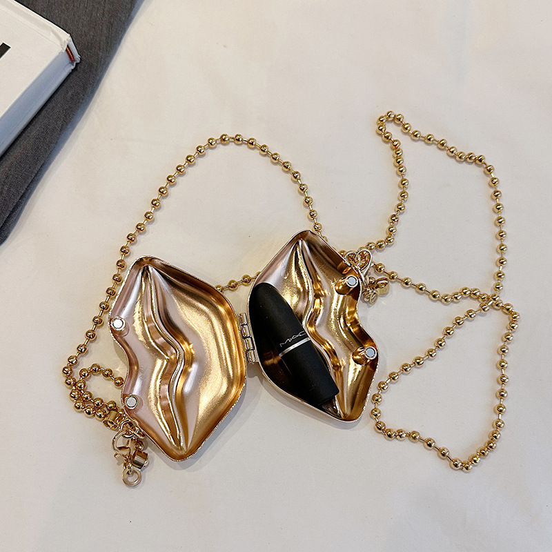 Linda fragancia pequeña personalidad labios metálicos mini cadena para mujer pequeña bolsa cuadrada 24 verano nuevo bolso de mensajero de un solo hombro