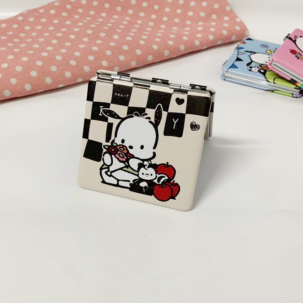 Nuevo perro Pacha osos de fresa doble cara plegable espejo de maquillaje tienda en línea tienda de espejo pequeño fábrica al por mayor