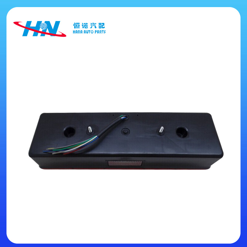 Nuevo punto culminante aplicable a Volvo camión luz trasera LED luz trasera bomba camión corto luz trasera LED tipo