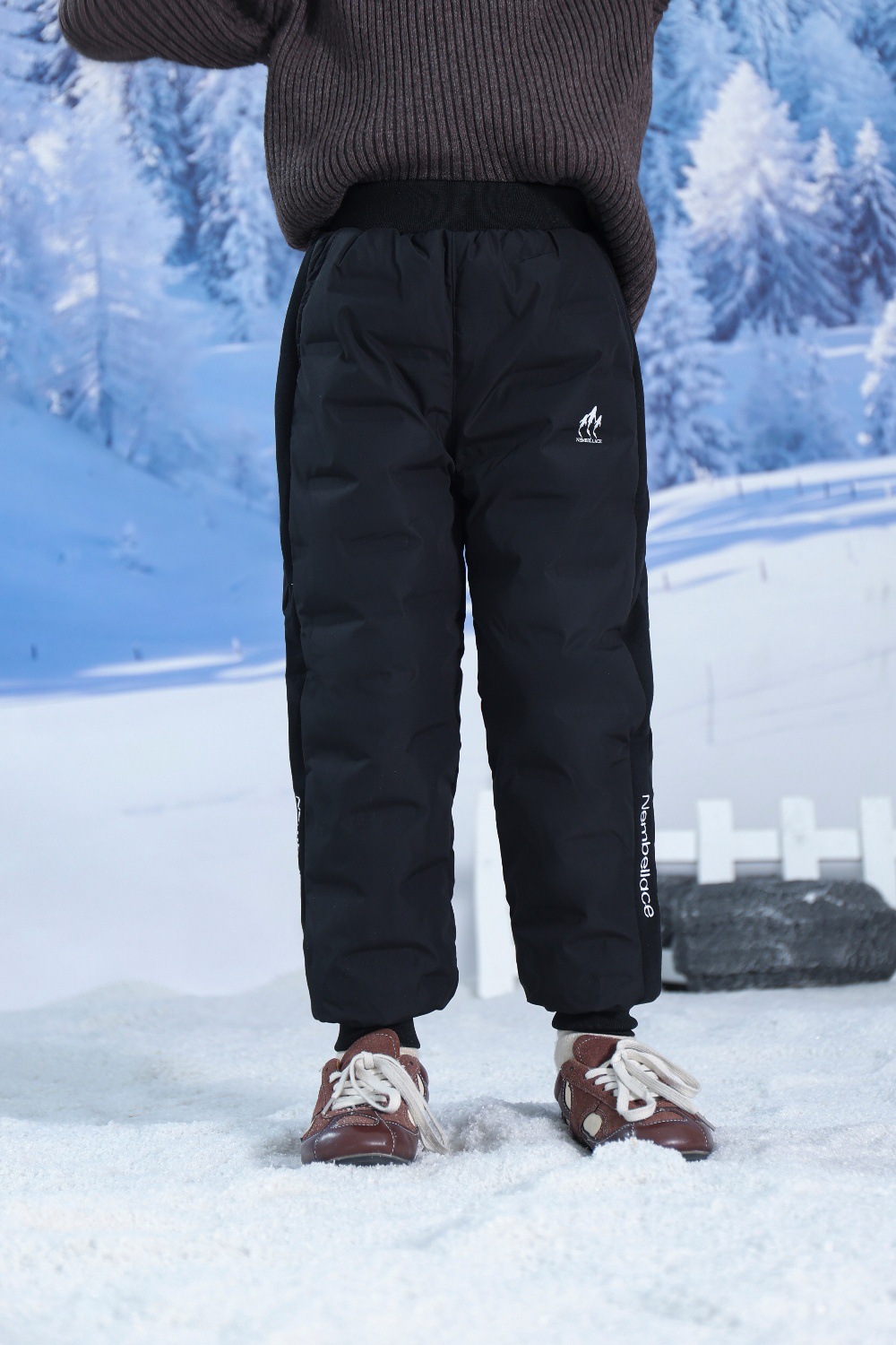 Pantalones de plumas para niños invierno nuevo 90 pantalones blancos de invierno tres pantalones de esquí de esquí de niños y niñas