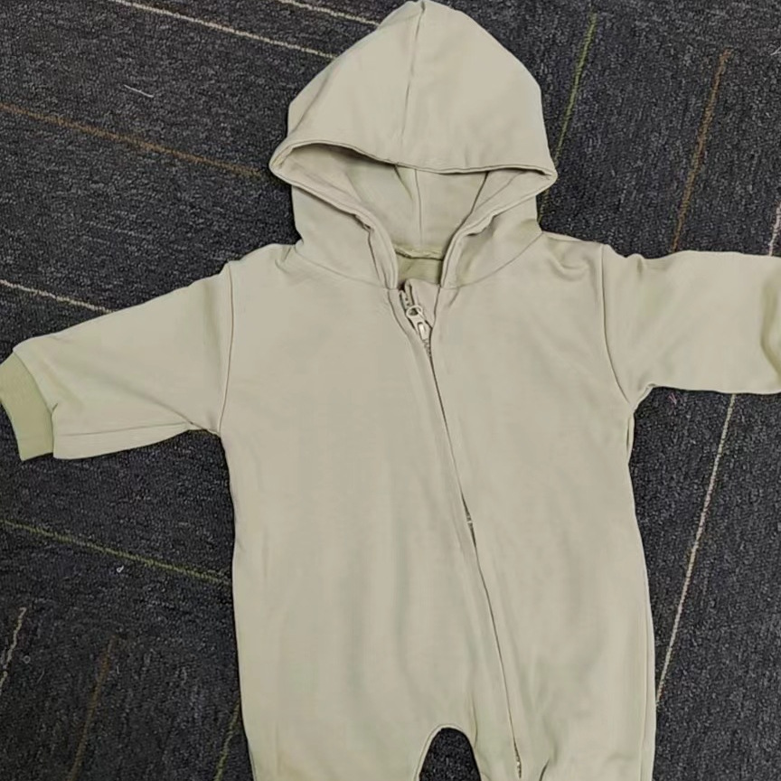 Primavera y otoño sin terciopelo para bebés hembra y hembra, camiseta con capuzas de manga larga, ropa de escalada larga para salir a la casa coreana, chaqueta casual, marrón