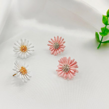 跨境日系清新小雏菊残菊甜美花朵镶钻耳环现货批发耳饰配饰精致