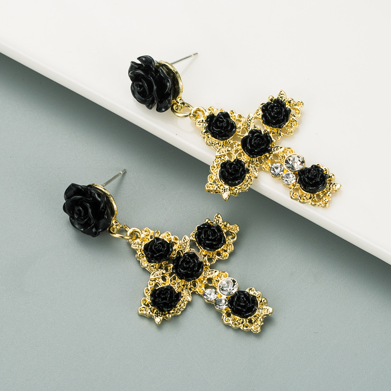 Korean Fashion Baroque Style Rose Flower Earrings display picture 3