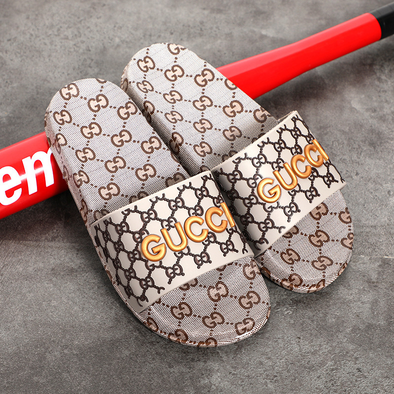 Zapatillas para mujeres frescas en el hogar, zapatillas para parejas domésticas, suela suave antideslizante Eva universal, comercio exterior para hombres, ligero y cómodo.