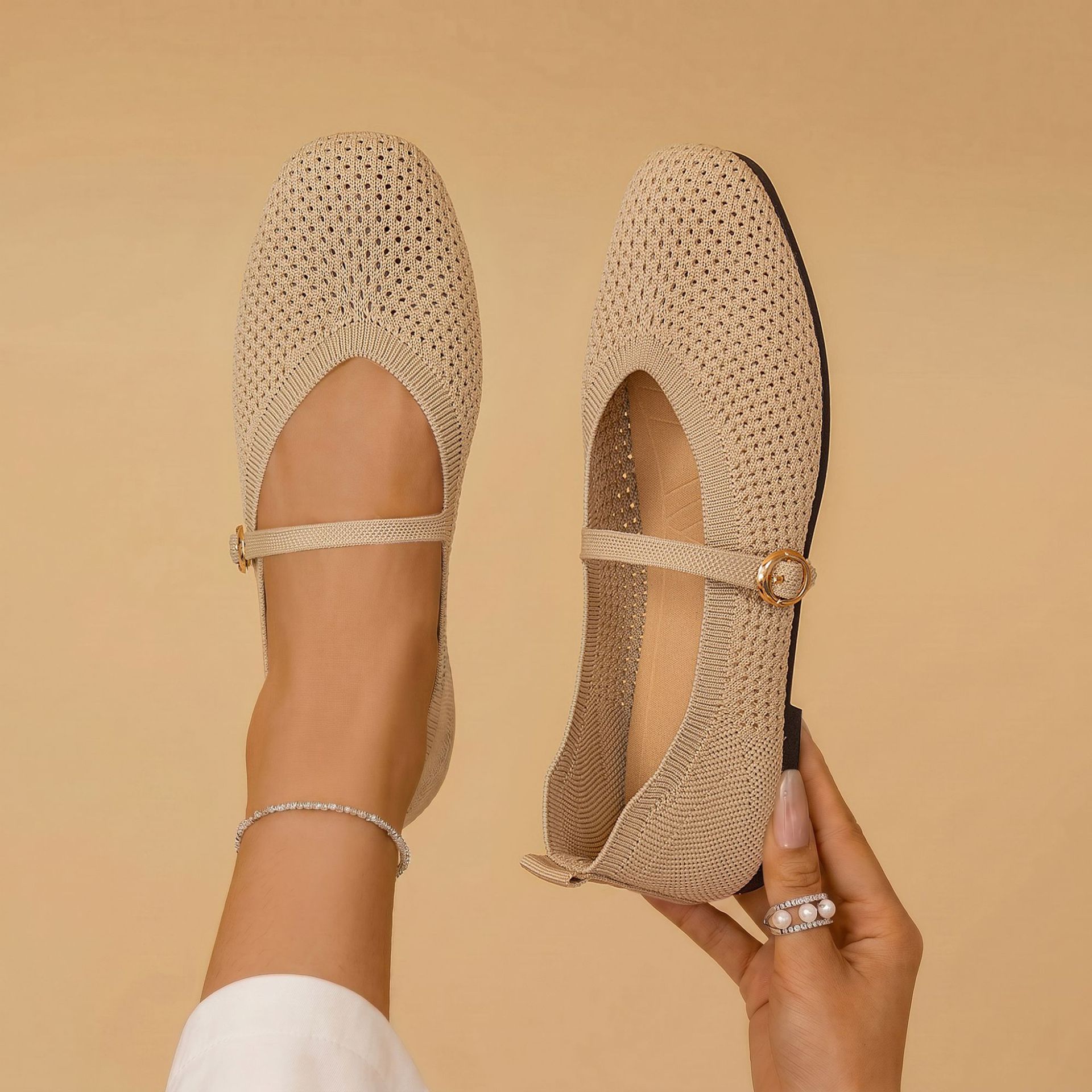 Zapatos de mujer 2026 nuevos zapatos de malla de verano sandalias transpirables zapatos planos franceses temperamento de dama hueco zapatos de mujer