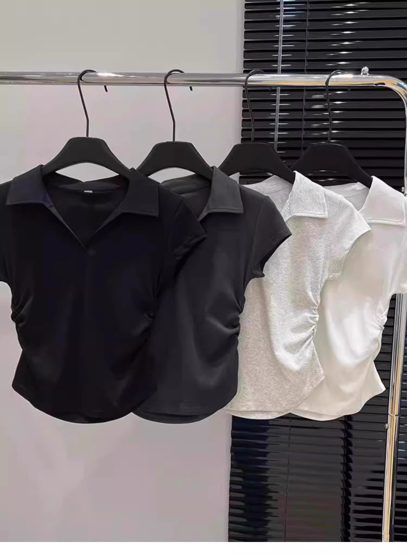 Women's Clothing Slim Fit Polo Collar Top Short Sleeve Ruched V Neck Grey T-Shirt Stylish Fitted Hot Girl Look Summer_voghion.com