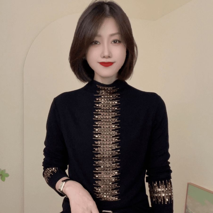 서양식 나이를 줄이는 어머니의 가을과 겨울 새로운 세미 하이 칼라 벨벳 다재다능한 라인 석 긴 소매 티셔츠 여성의 우아한 슬림 핏