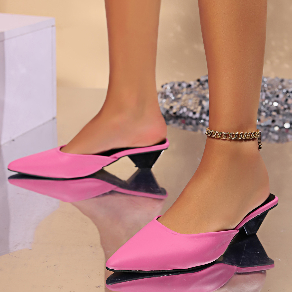 Cross-border 2024 New Summer Foreign Trade European And American Style Closed-toe High-heeled Women's Large Size Chunky_vogvips.com