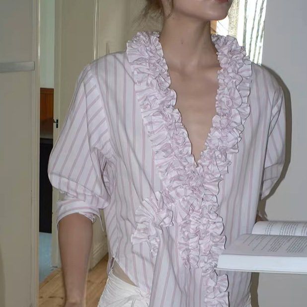 "Same Style as Qiangqiang" Light Pink Lace V-Neck Striped Shirt French-Style Lazy Shirt "Same Style as Qiangqiang" Light Pink Lace V-Neck Striped Shirt French-Style Lazy Shirt