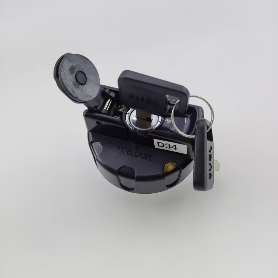 叉车配件 斗山大宇叉车D50S5/D60S5/D70S5发动机燃油箱盖带自锁