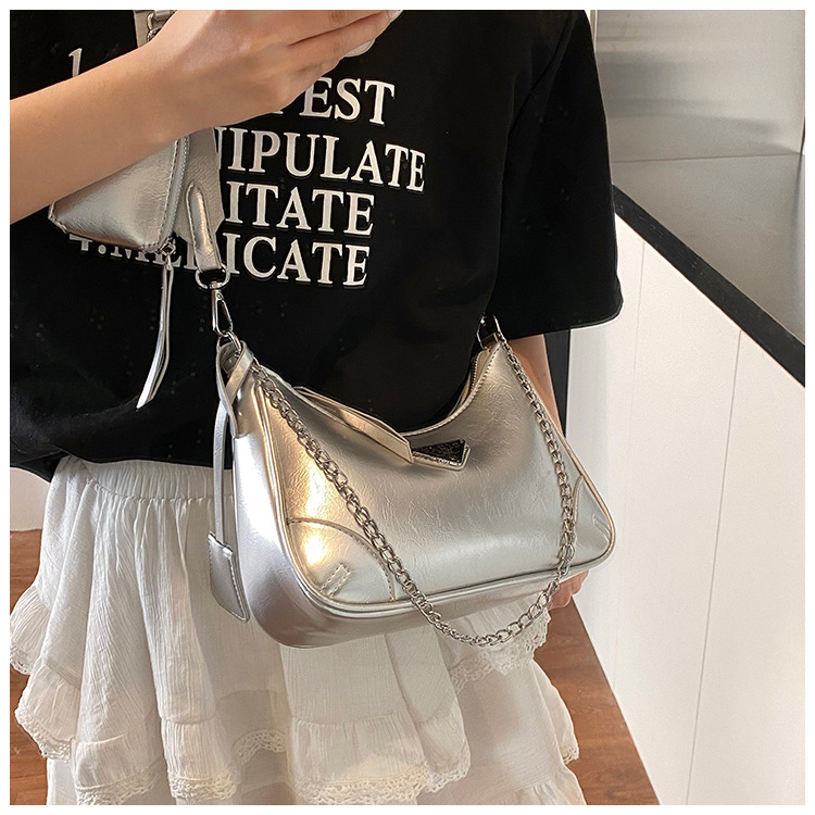 Bolso bandolera de lujo ligero para mujer Bolso de doble uso de ocio de cercanías Bolso de hombro de moda simple Nuevo bolso de alta gama de moda