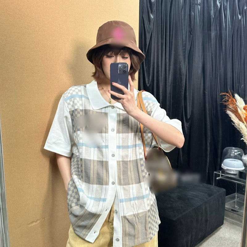 High-End Version of Lv's 26 Spring-Summer New Style Contrasting Plaid Lapel Knitted Short-Sleeved Casual Versatile Top for Women