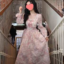 2025新款碎花连衣裙中长款长袖甜美纯欲显仙女裙潮爆款