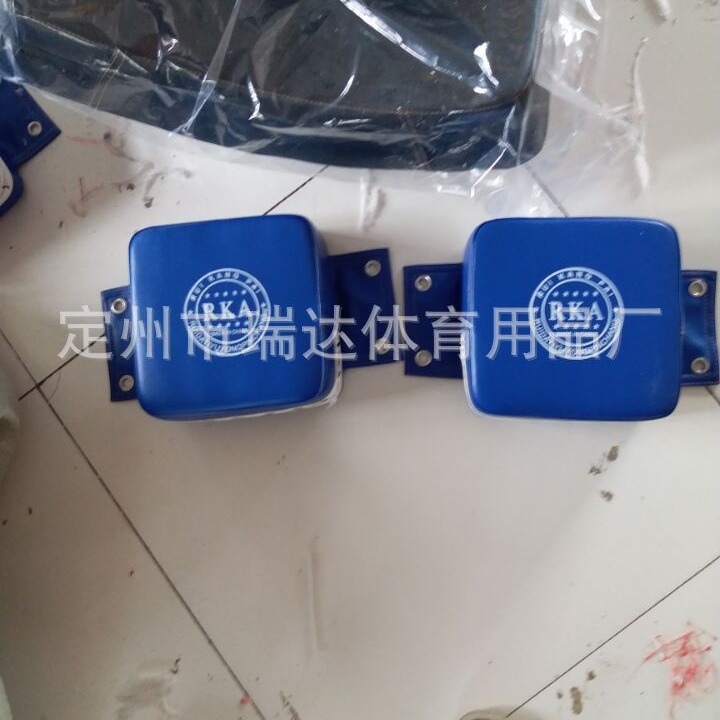 Muro de artes marciales de boxeo objetivo Bruce Lee Sanda Taiji objetivo colgante de pared Objetivo de pared de producción en pulgadas cuadradas Muay Thai stick