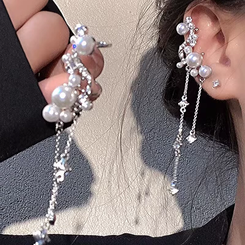 Серебряные серьги с жемчужным кисточкой, серебряная игла, с бриллиантовым акцентом, маленький элегантный дизайн