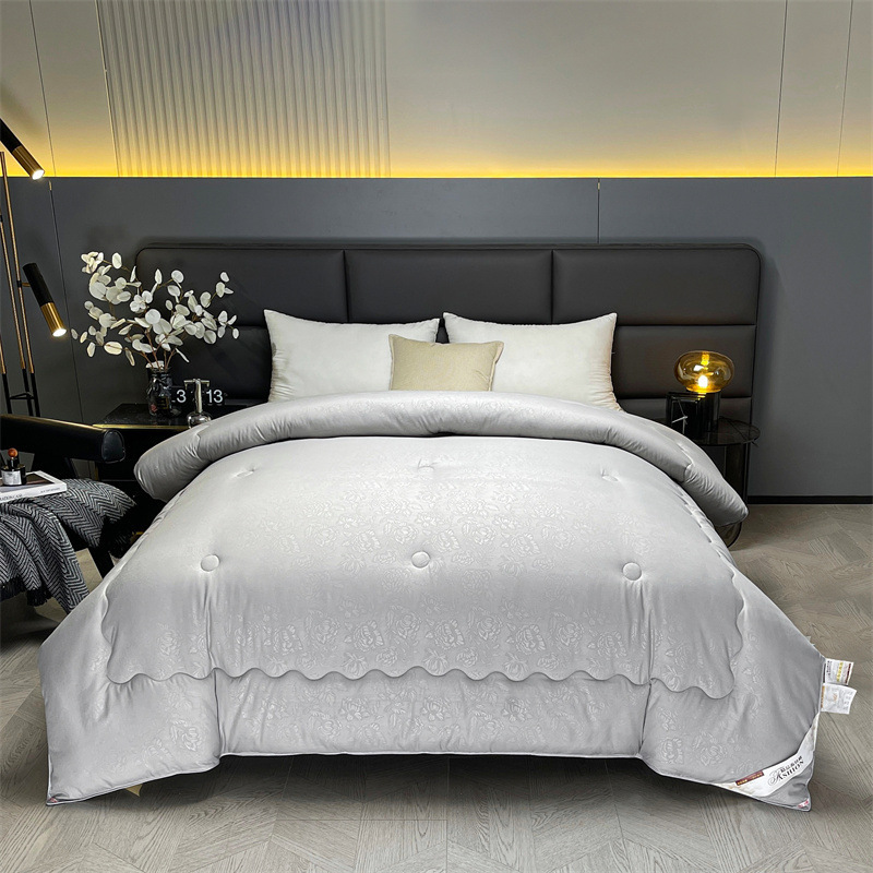 부드럽고 따뜻한 실크이불 [엠보싱그레이]