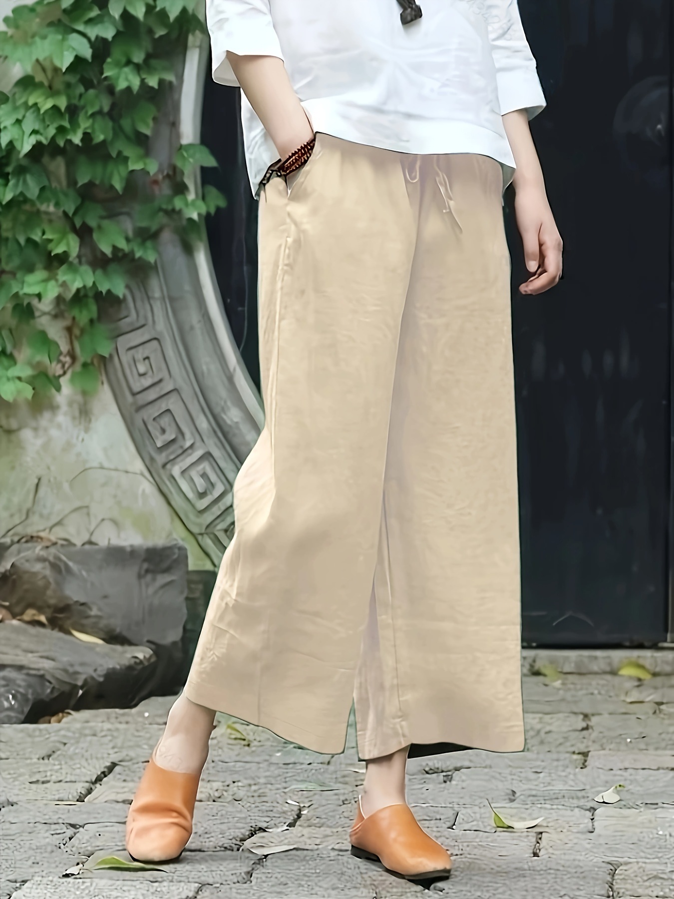 Fashionable Wide-Leg Pants