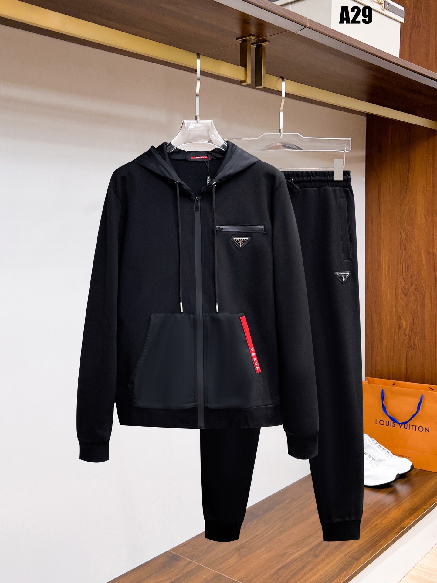 25 años de otoño y invierno de alta calidad nuevo estilo P casa marca de moda cardigan casual suéter deportivo conjunto de parejas