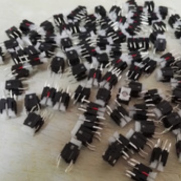 东莞厂家直供6*6带灯带锁轻触开关TC02