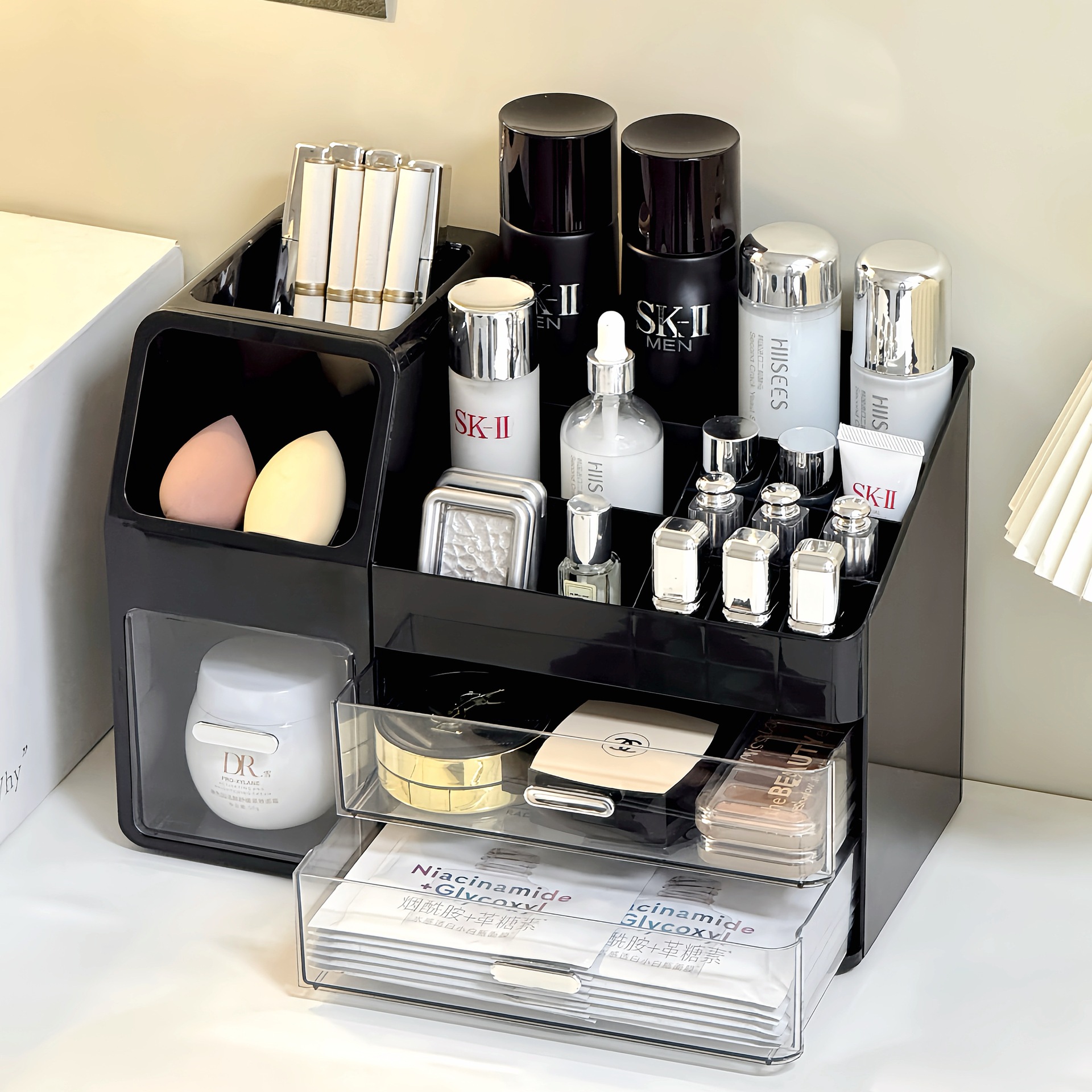 Caja de almacenamiento de cosméticos escritorio de alta sensación tocador lápiz labial ceja caja de acabado de gran capacidad de productos de cuidado de la piel estante