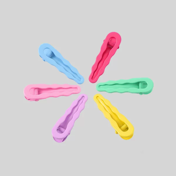 Korean Style Hollow Cloud Hair Clip, Metal Spray-Painted Colorful Glossy Duckbill Clip, 6cm Medium Size, Traceable Hair Clip Wholesale