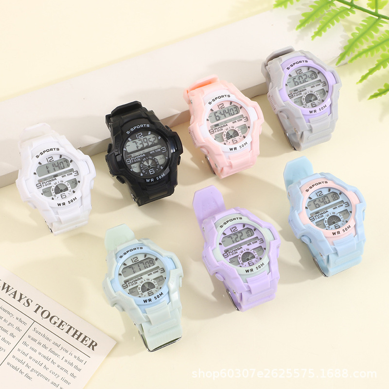 Anti-Fall 50m Waterproof Luminous Electronic Watch for Swimming and Running, Multi-Functional Sports Watch for Men, Women, Students, and Children Anti-Fall 50m Waterproof Luminous Electronic Watch for Swimming and Running, Multi-Functional Sports Watch for Men, Women, Students, and Children