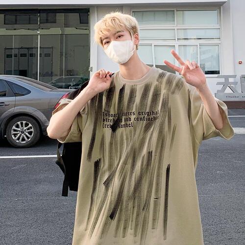 Hand-painted graffiti-style small-town trend T-shirt for men, summer high-street heavy-duty oversized hip-hop sport top