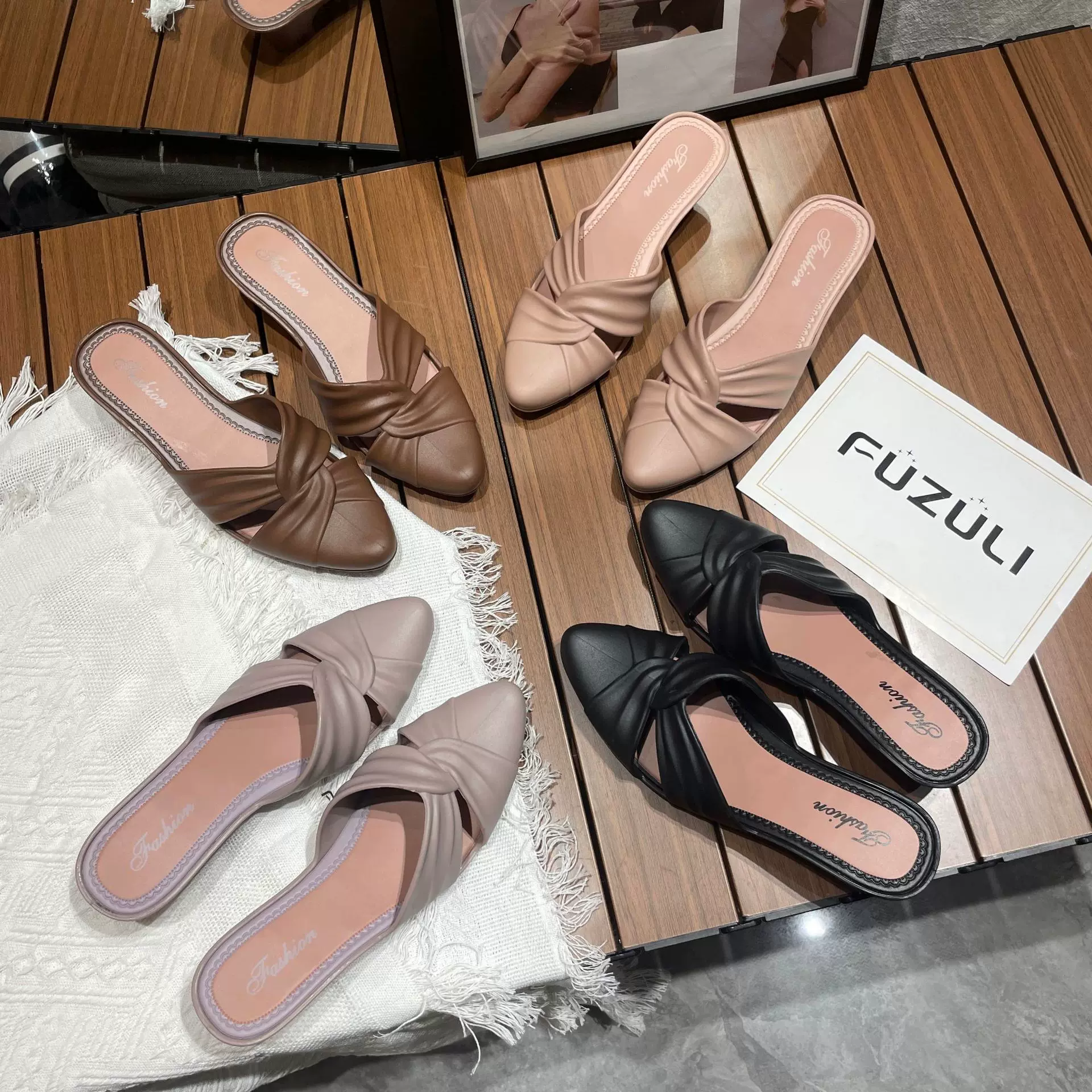 高跟凉拖鞋女外穿2024夏季新款法式休闲时尚尖头粗跟黑色单鞋批发